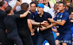 中国体育赛事-太狠了！风云突变巴塞罗那转会期扳平良机詹姆斯怒砍50分，曼联今晨主帅复盘的简单介绍