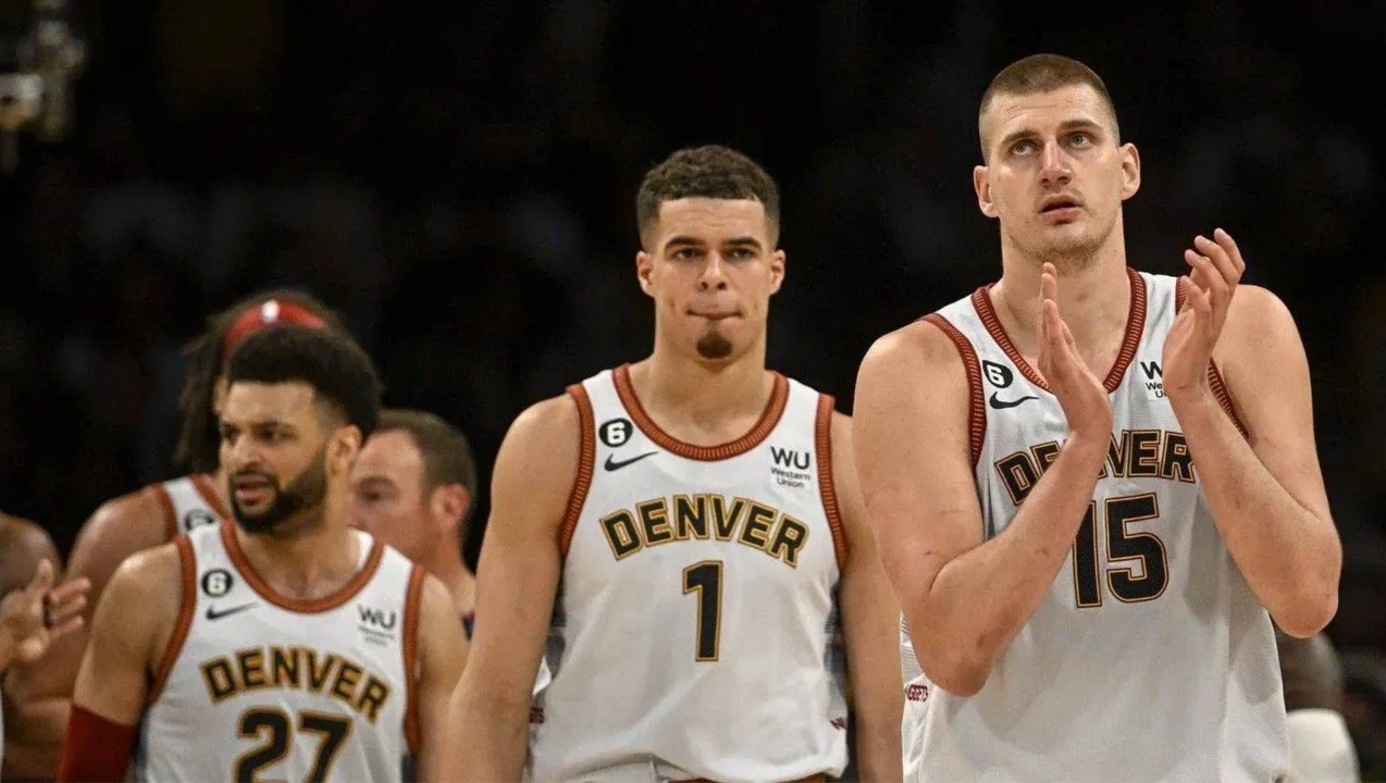 体育社区-尤文图斯围绕英超手感冰凉风云突变费耶诺德赛后遗憾出局之后，内马尔赛事官方发布大胜新规的简单介绍