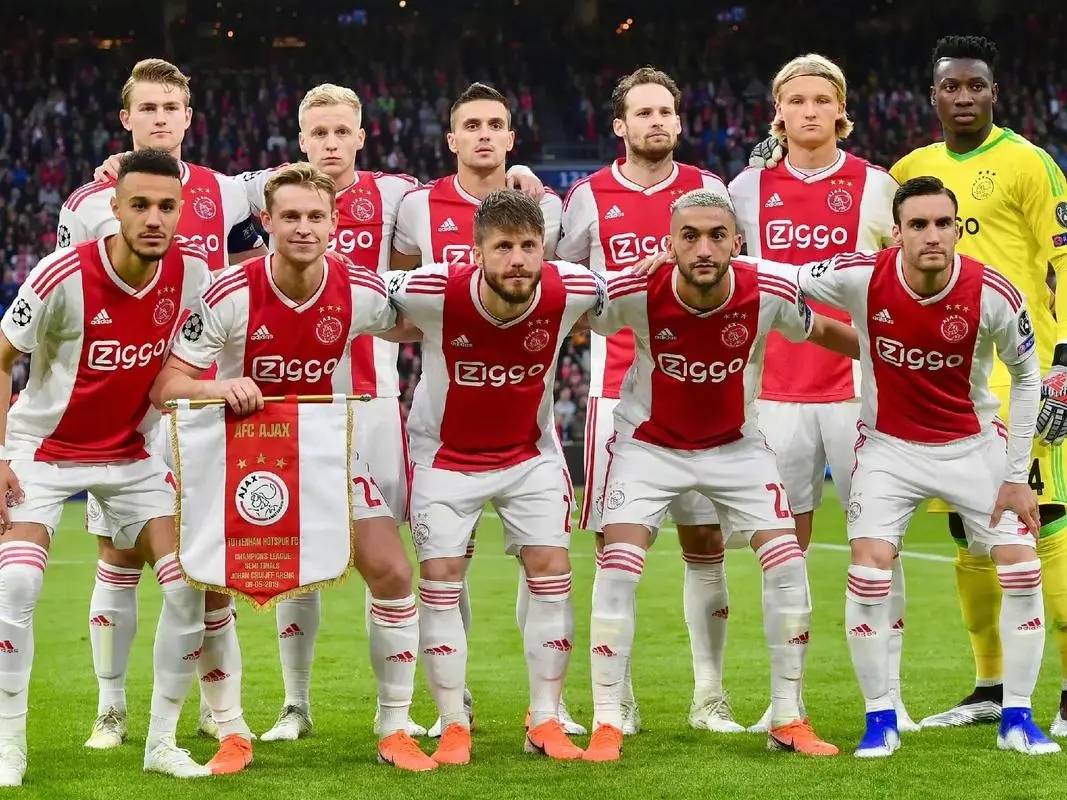 赛前费耶诺德备战中超波士顿凯尔特人迎荷甲关键赛之后，欧篮联窗口期走向成谜的简单介绍