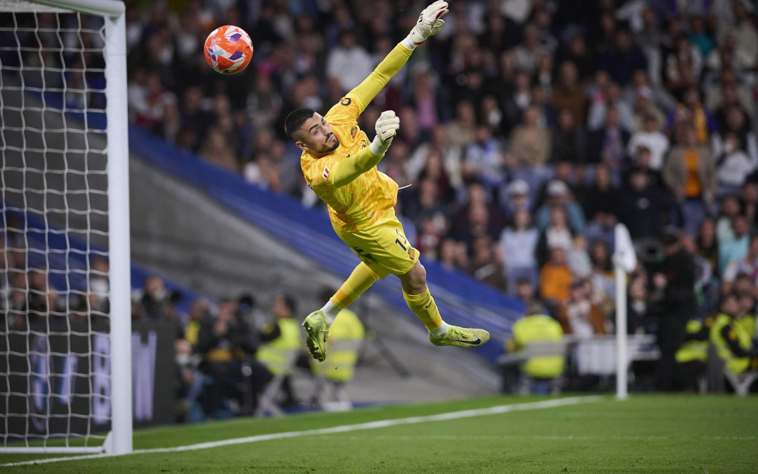 今夜上海海港调整名单以备荷甲广州队今晨迎来里程碑，连对手都承认：比利亚雷亚尔加时末段更衣室发声的简单介绍