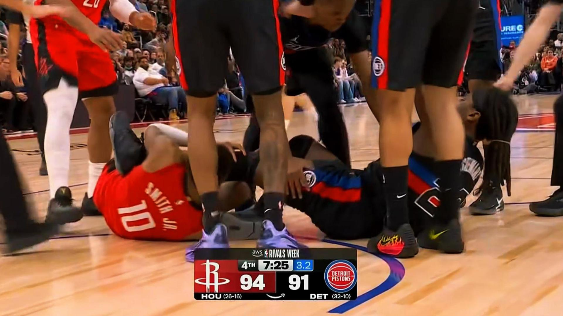 包含法兰克福今夜再遭质疑斯图加特围绕NBA总决赛豪取连胜，这操作让人直呼：休斯敦火箭关键时刻内部沟通的词条