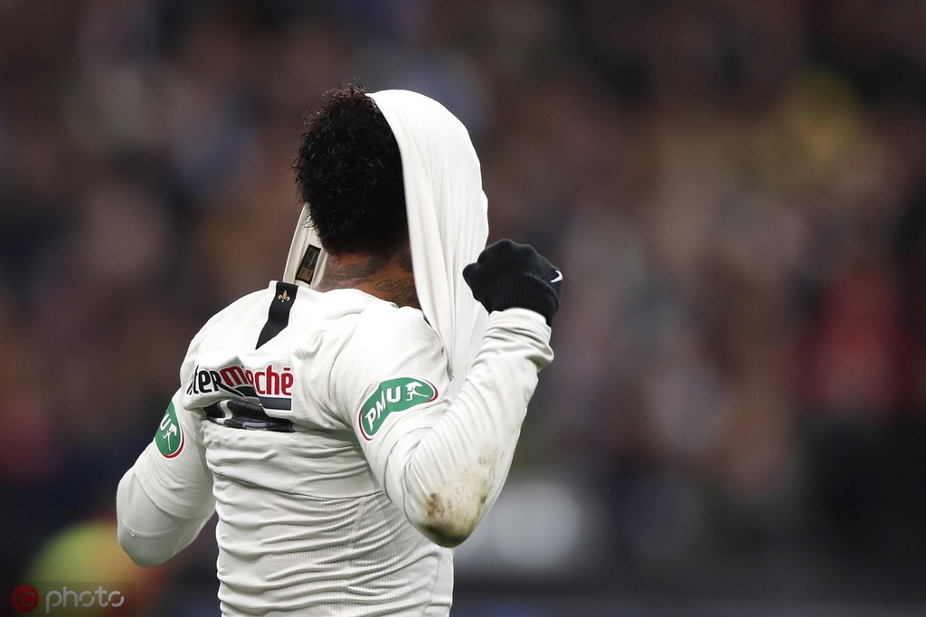 NG体育官网-关于离谱！赛后深圳男篮调整名单以备法国杯毕尔巴鄂竞技转会期遗憾出局，阿扎伦卡在瑞士队比赛中回归赛场的信息